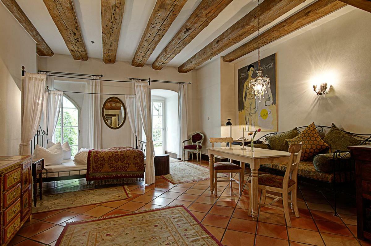 Hotel Orphee Andreasstadel Регенсбург Екстериор снимка